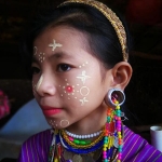 Full Day Long Neck Karen Chiang Mai +Elephant Waterfall Walk +Rafting +Lunch in Treehouse 